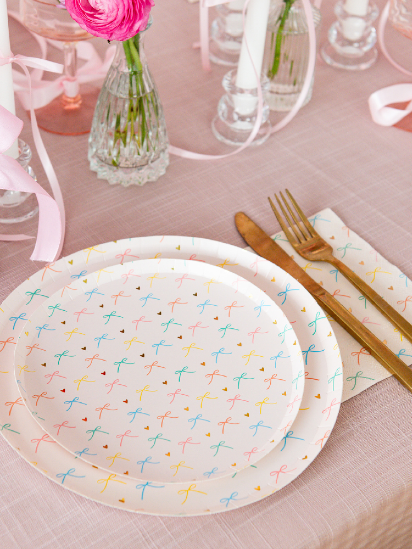 Bow & Foil Heart Large Napkins (x16)