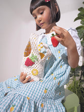 Load image into Gallery viewer, Strawberry Gingham Crochet Bag
