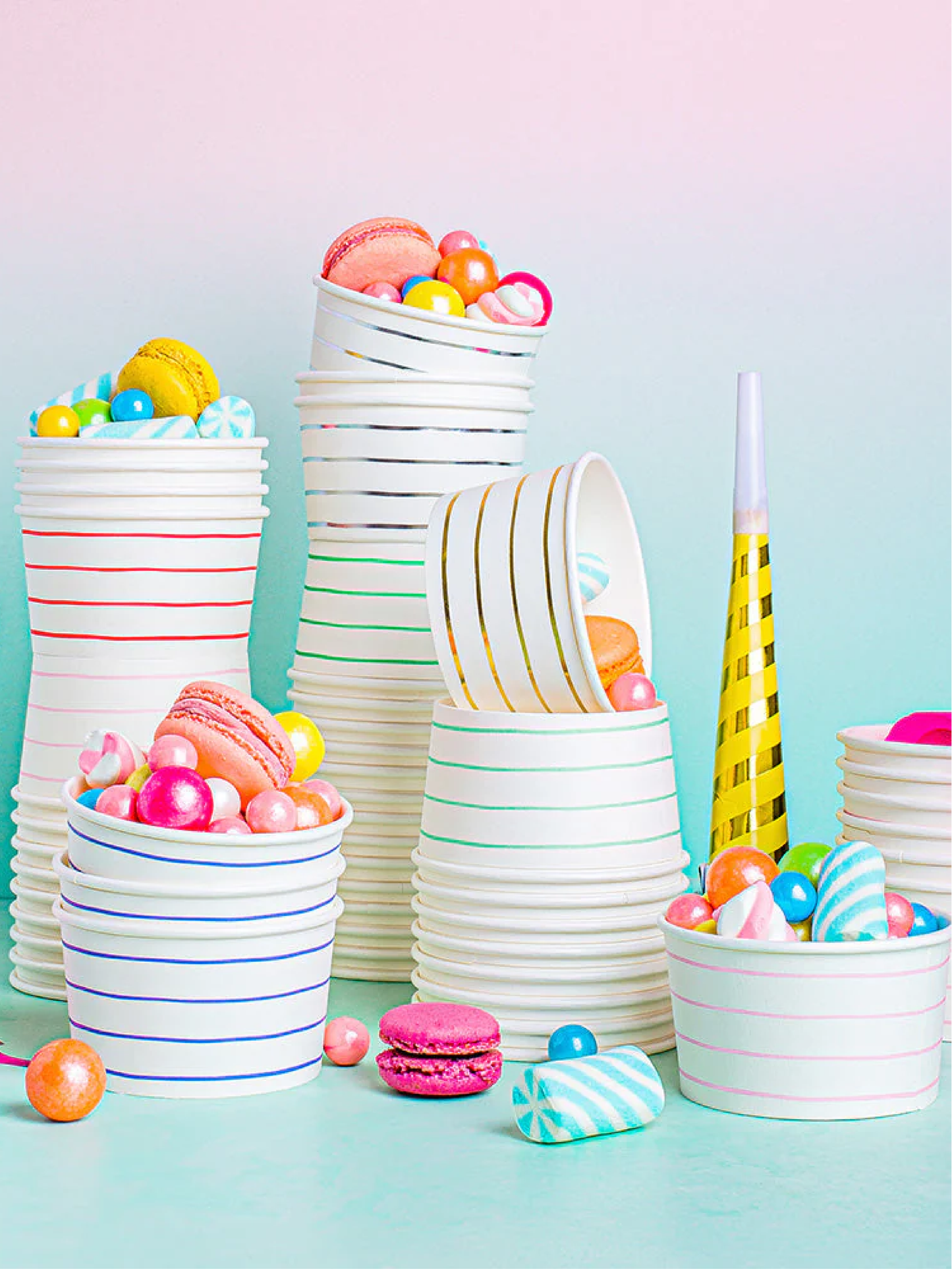 Pink French Stripe Treat Cups (x8)