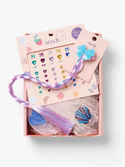 Party Cape & Accessories Gift Box